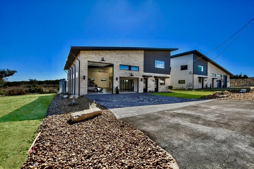 More Photos Of 1301 O Reilly Ct, Lakeway Specialty For Sale