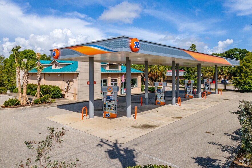 Primary Photo Of 13621 Cleveland Ave, North Fort Myers Convenience Store For Sale