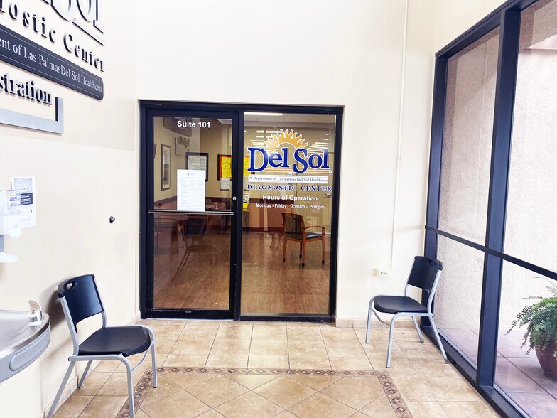 More Photos Of 10420 Vista Del Sol Dr, El Paso Office For Sale