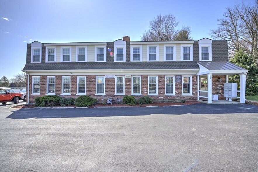 More Photos Of 136 W Lancaster Ave, Paoli Medical For Lease