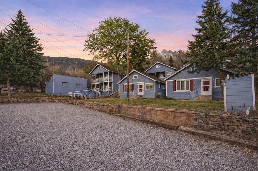 Primary Photo Of 318 Ruxton Ave, Manitou Springs Multifamily For Sale