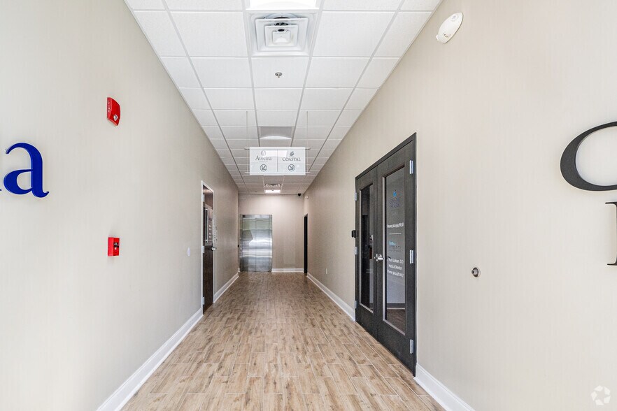 More Photos Of 1811 Blanding Blvd, Middleburg Medical For Lease