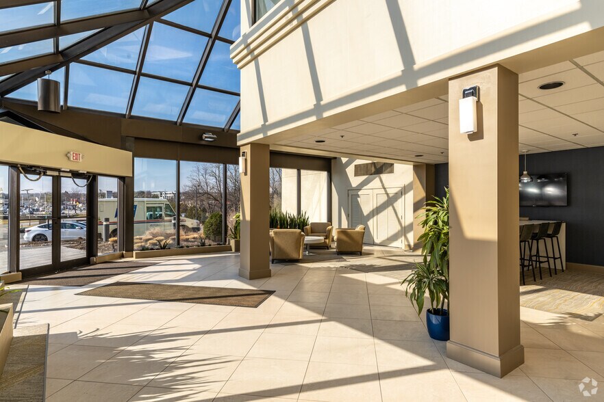 More Photos Of 1055 Parsippany Blvd, Parsippany Office For Lease