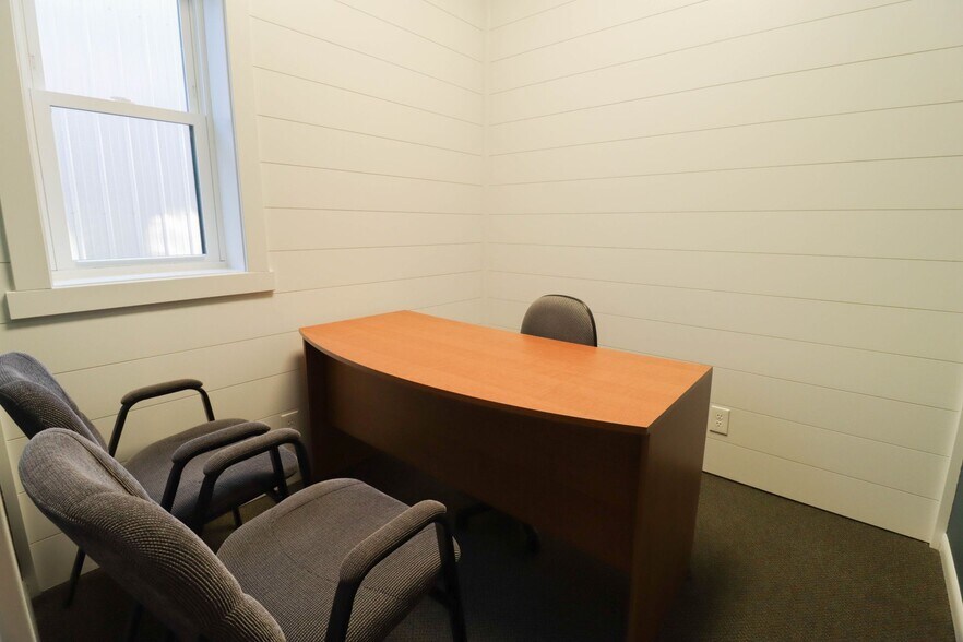 More Photos Of 501 S Main St, Auburn Office For Lease