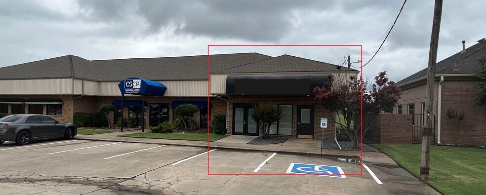 More Photos Of 2833 SW 119th St, Oklahoma City Loft Creative Space For Lease