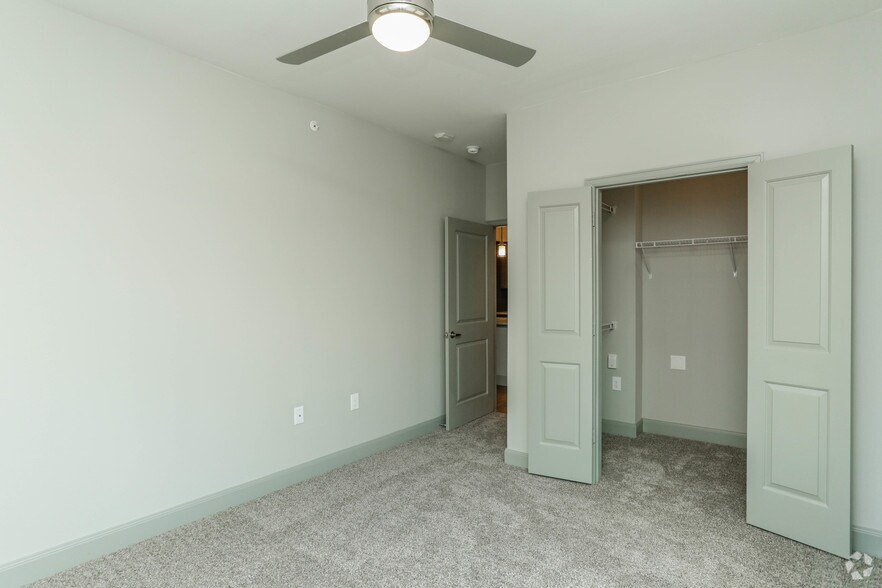 More Photos Of 14340 Wallisville Rd, Houston Apartments For Sale