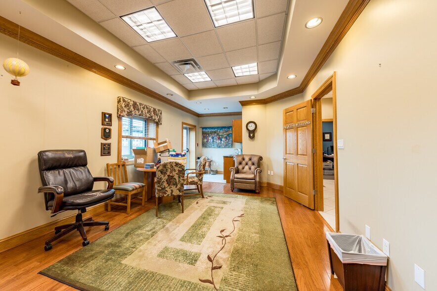 More Photos Of 315 High St, Morgantown Office For Sale