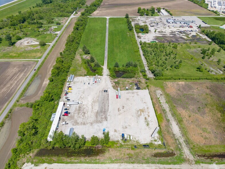 More Photos Of 440 W Pontoon Rd, Granite City Land For Sale