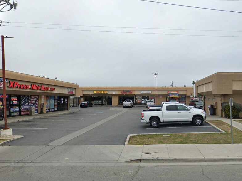 Primary Photo Of 102-106 Brundage Ln, Bakersfield Freestanding For Lease