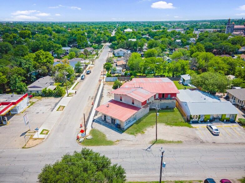 More Photos Of 800 Cincinnati Ave, San Antonio Freestanding For Sale