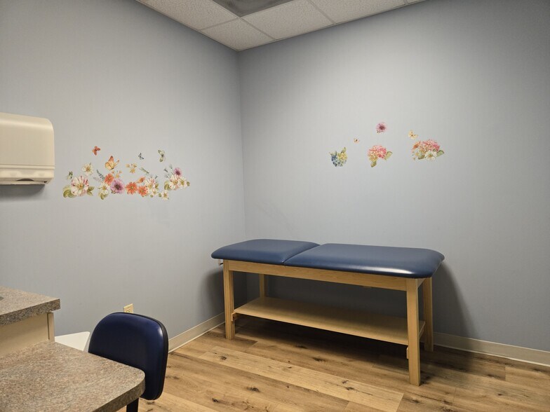 More Photos Of 176 Health Care Ln, Martinsburg Office For Sale