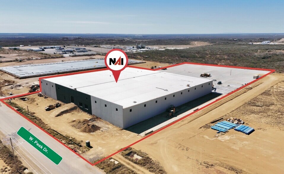 More Photos Of 18502 Peak Dr, Laredo Warehouse For Lease