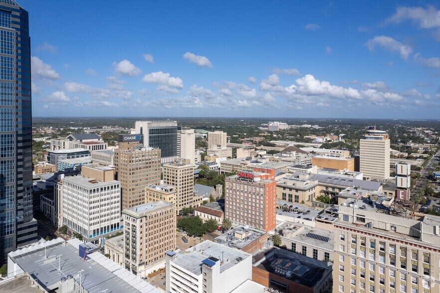 More Photos Of 31 W Adams St, Jacksonville Apartments For Lease