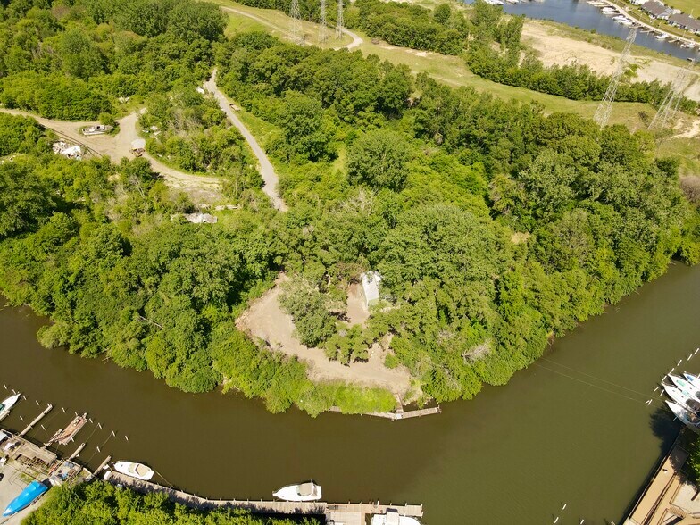 More Photos Of 1285 Washington, Portage Land For Sale