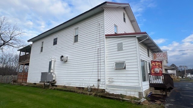 More Photos Of 131 Main St, Worthville Restaurant For Sale