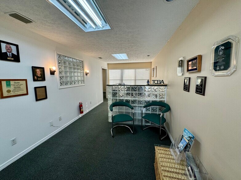 More Photos Of 6550-6564 S US Highway 1, Port Saint Lucie Office For Lease