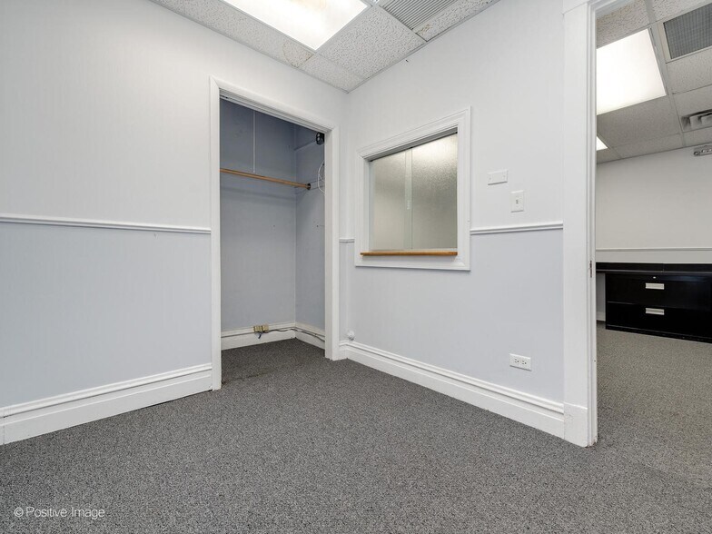 More Photos Of 440 Central Ave, Highland Park Storefront Retail Office For Lease