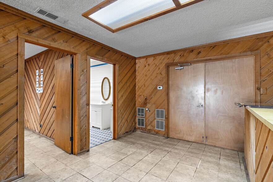 More Photos Of 4200 Henry S Grace Fwy, Wichita Falls Office For Lease