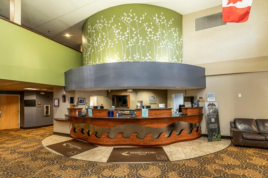 More Photos Of 2400 10th St SW, Minot Hotel For Sale