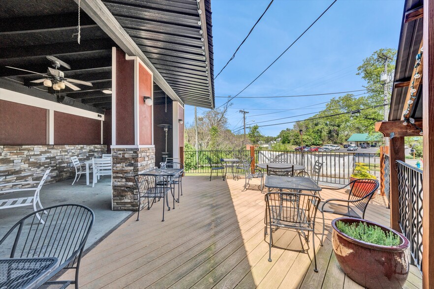 More Photos Of 106 Stoney Battery Rd, Troutville Restaurant For Sale