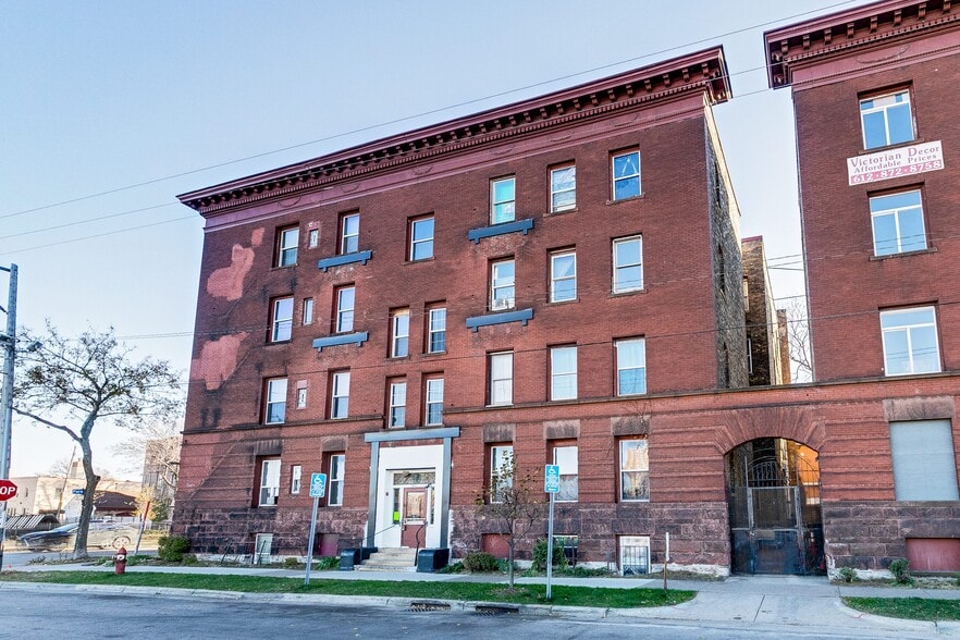 More Photos Of 1800 Park Ave, Minneapolis Apartments For Sale