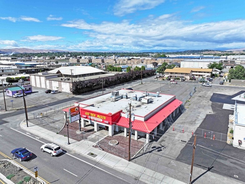 More Photos Of 1406 N 1st St, Yakima Restaurant For Sale