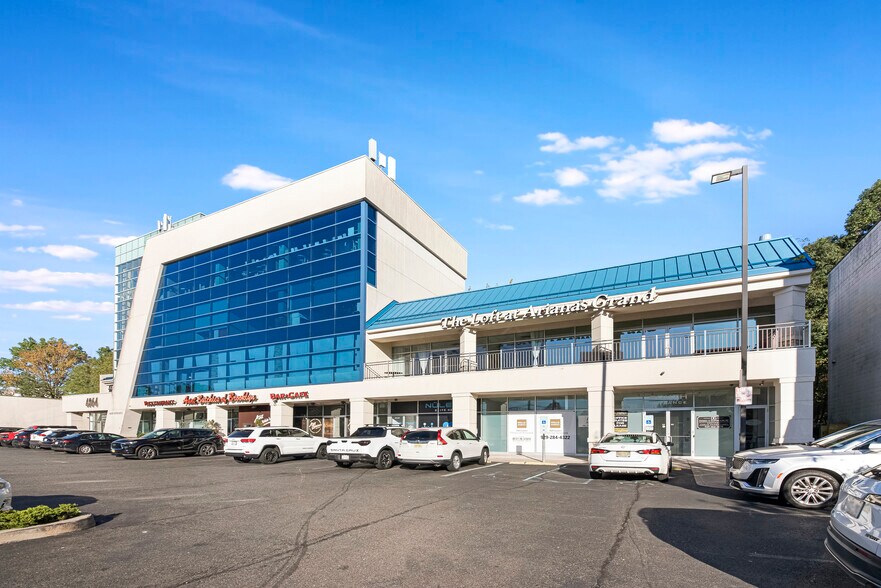 More Photos Of 4864 Arthur Kill Rd, Staten Island Office For Sale