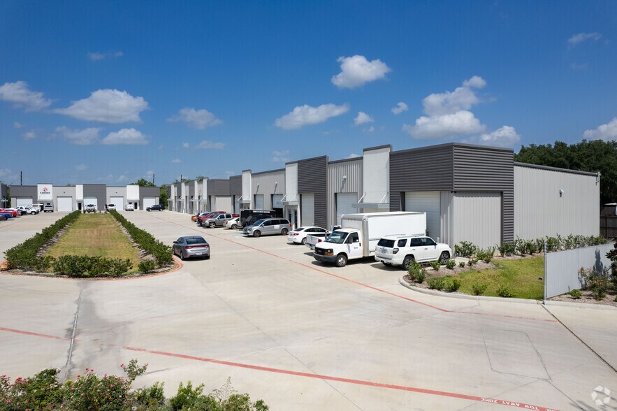 More Photos Of 18903 Hamish Rd, Tomball Unknown For Lease