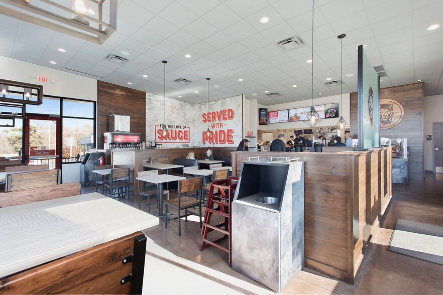 More Photos Of 10313 Metcalf Ave, Overland Park Fast Food For Sale