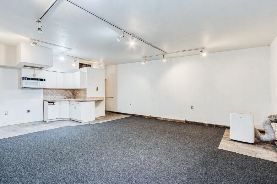 More Photos Of 8642 Venice Blvd, Los Angeles Office Residential For Sale