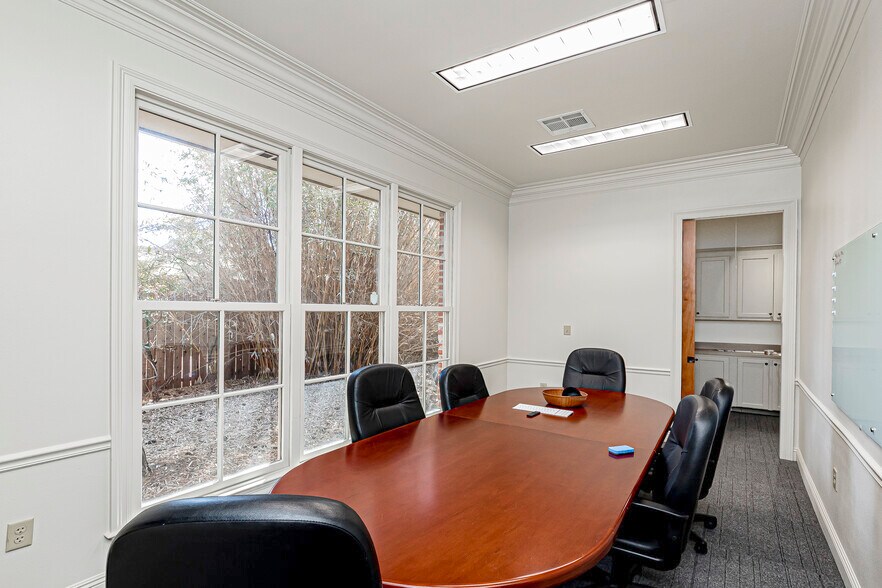 More Photos Of 4603 Bluebonnet Blvd, Baton Rouge Office For Sale