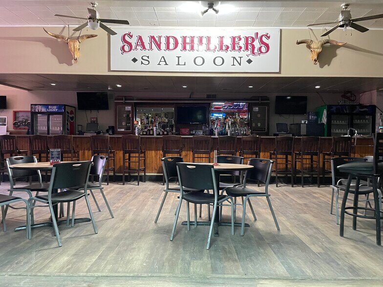 More Photos Of 209 Box Butte Ave, Alliance Bar For Sale