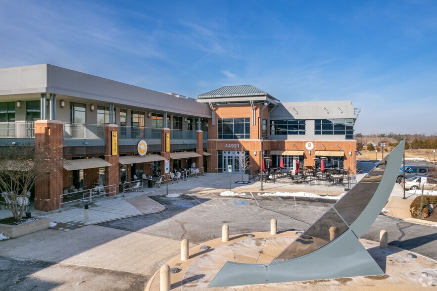 More Photos Of 44921 George Washington Blvd, Ashburn Office For Lease