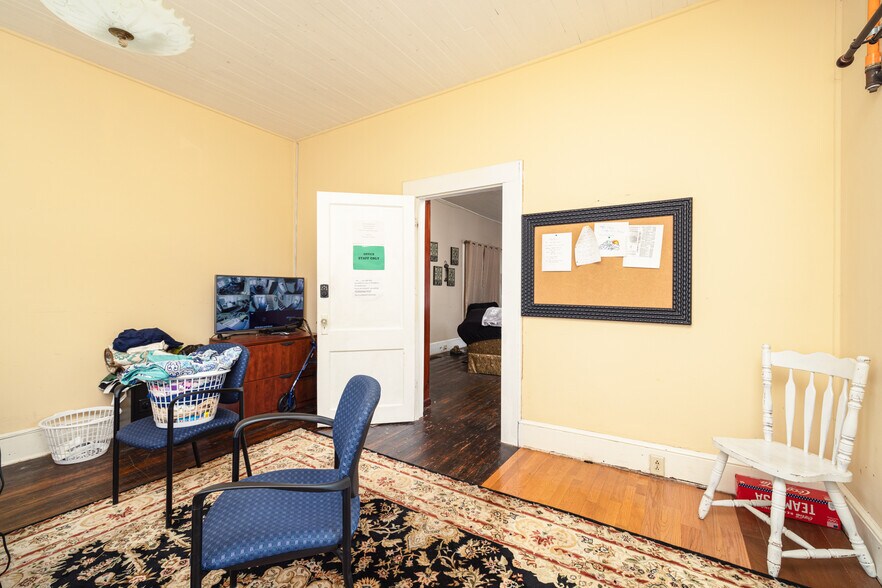 More Photos Of 336 Highway 9 S, Dawsonville Office Residential For Sale