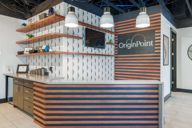 More Photos Of 8900 Business Park Dr, Austin Office For Sale