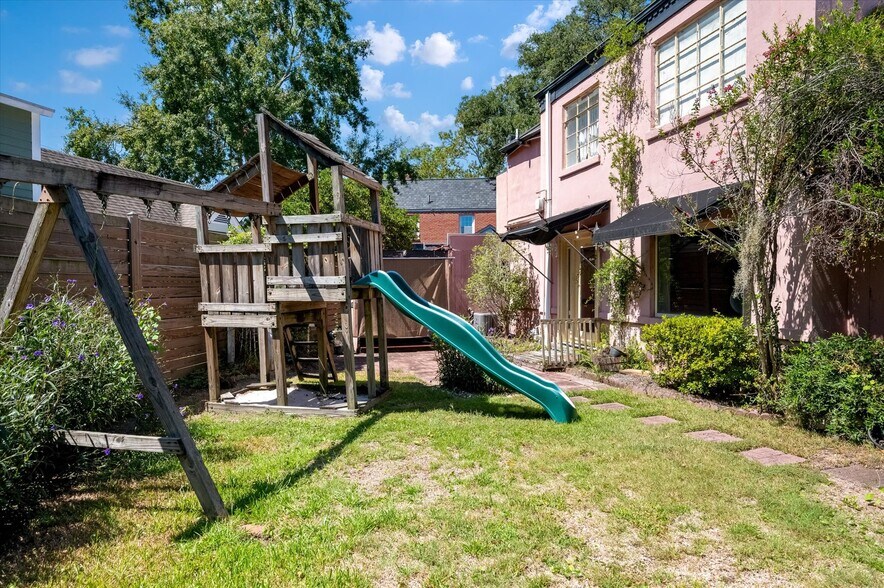 More Photos Of 565 Savannah Hwy, Charleston Office Residential For Sale