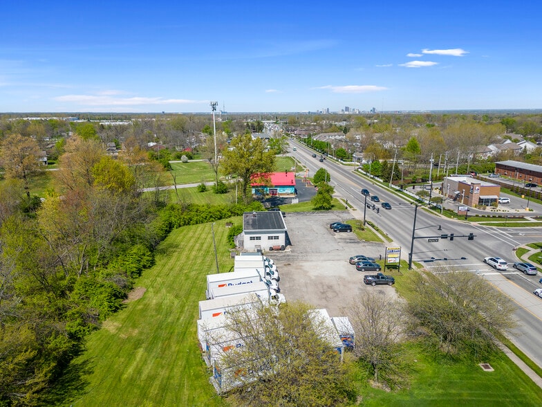 More Photos Of 3363 Broadway, Grove City Auto Repair For Sale