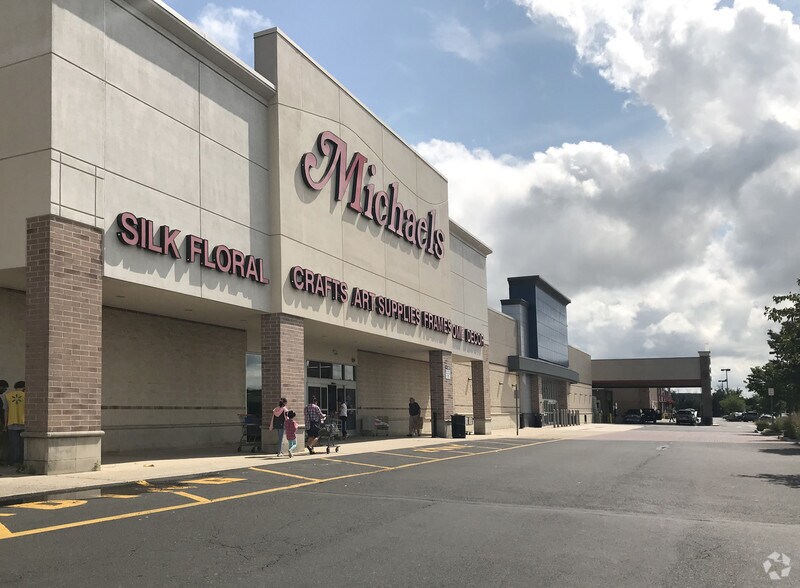 More Photos Of 9701 Roosevelt Blvd, Philadelphia Unknown For Lease