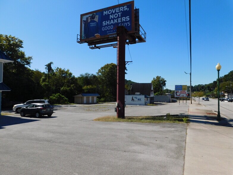 More Photos Of , Chattanooga Unknown For Sale