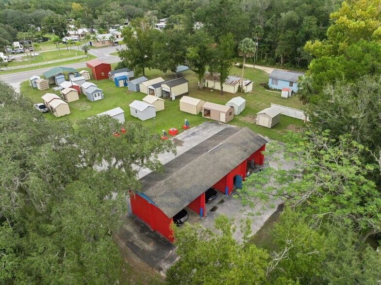 More Photos Of 21944 FL-40, Astor Carwash For Sale