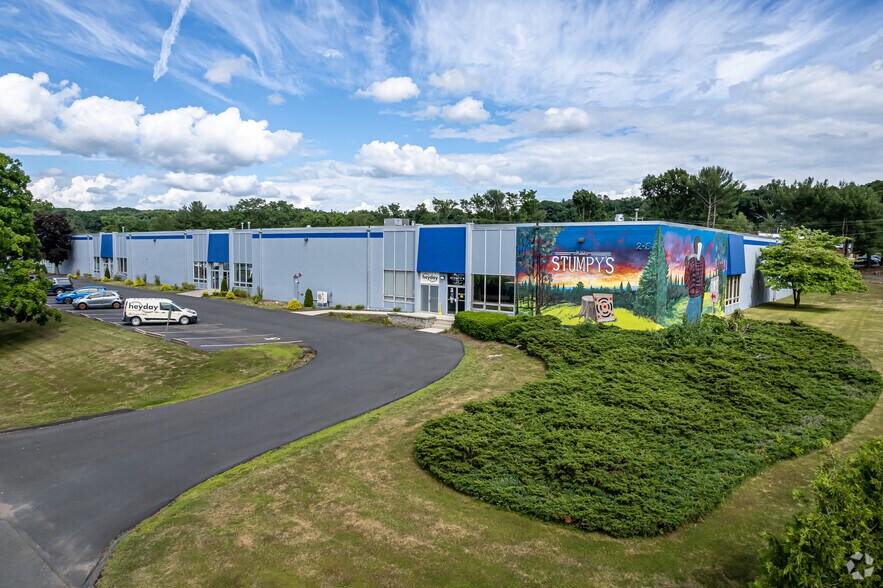 Primary Photo Of 2-8 Progress Dr, Manchester Warehouse For Lease