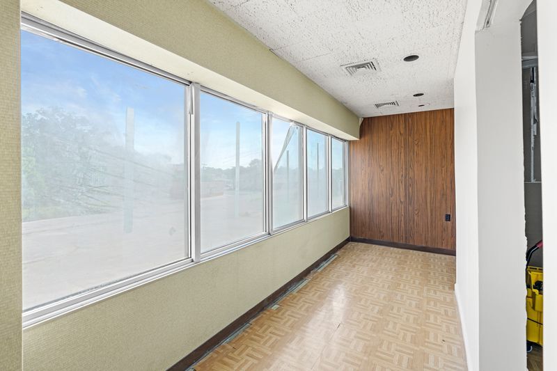 More Photos Of 5340-5364 Broadway, Merrillville Storefront For Sale
