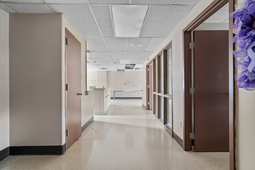 More Photos Of 94 Hospital St, Ridgway Specialty For Sale