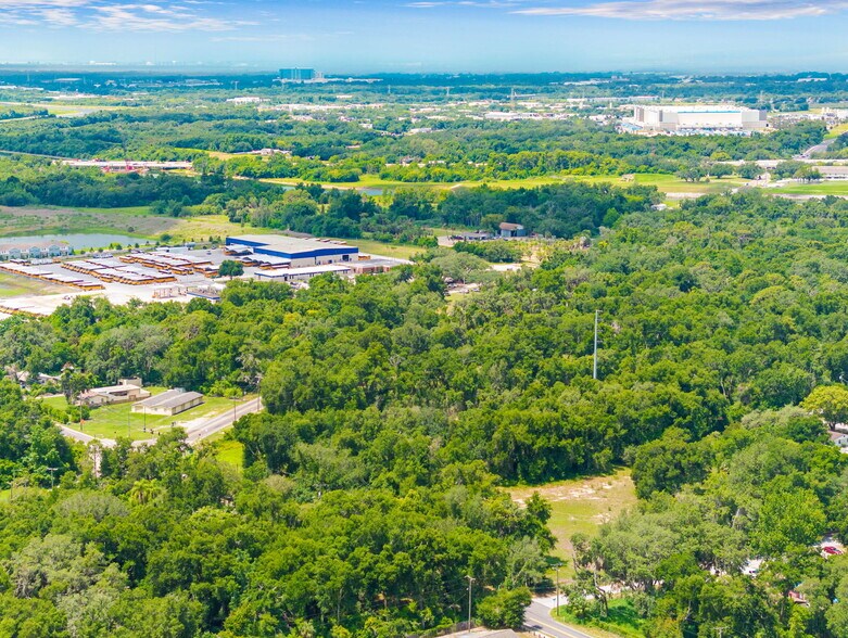 More Photos Of 9610 Harney Rd, Thonotosassa Warehouse For Sale