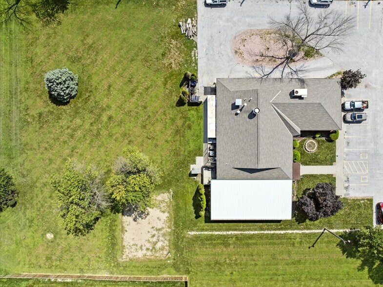 More Photos Of 1207 S 35th St, Council Bluffs Restaurant For Sale