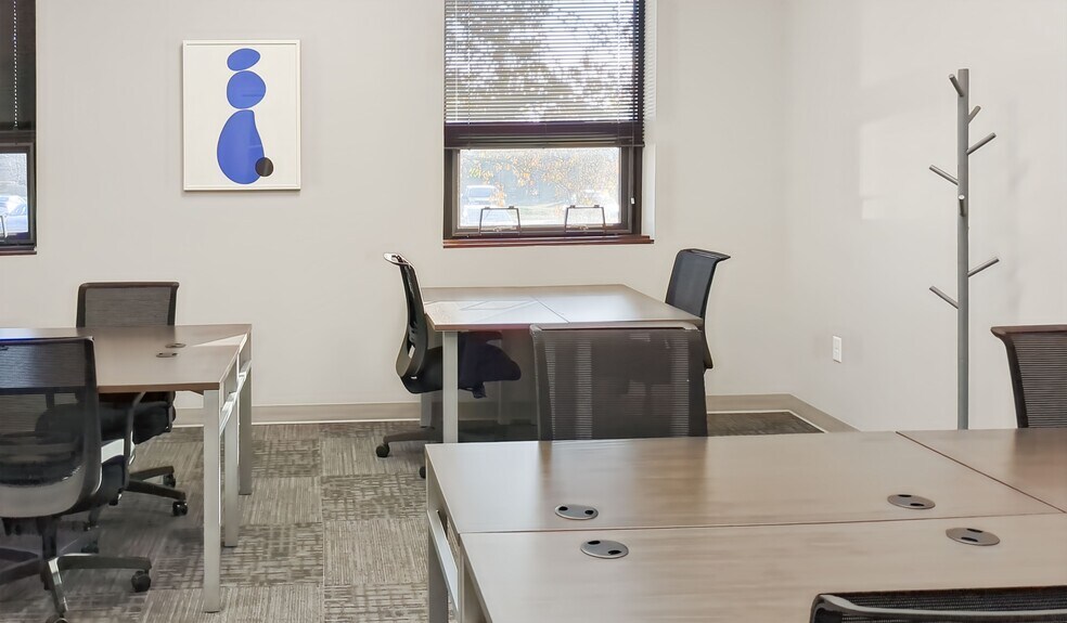More Photos Of 3600-3700 Park 42 Dr, Sharonville Coworking Space