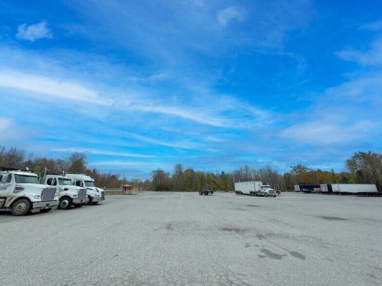 More Photos Of 162 Hinckley Rd, Clinton Industrial For Sale