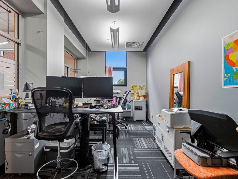 More Photos Of 60 N Market St, Asheville Apartments For Lease