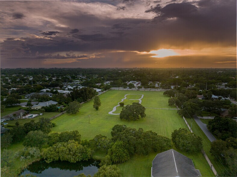 More Photos Of 3736 Meridale Rd, Sarasota Land For Sale