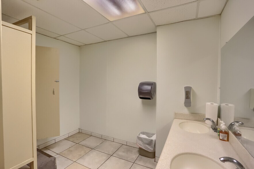 More Photos Of 7365 Denniston Ave, Pittsburgh General Retail For Sale